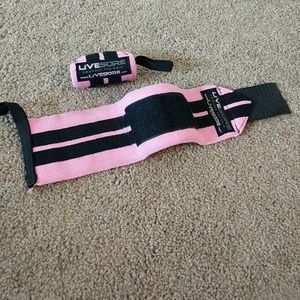 Wrist wraps